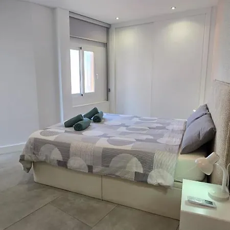 Apartament & Quite 2bdr Beachfront