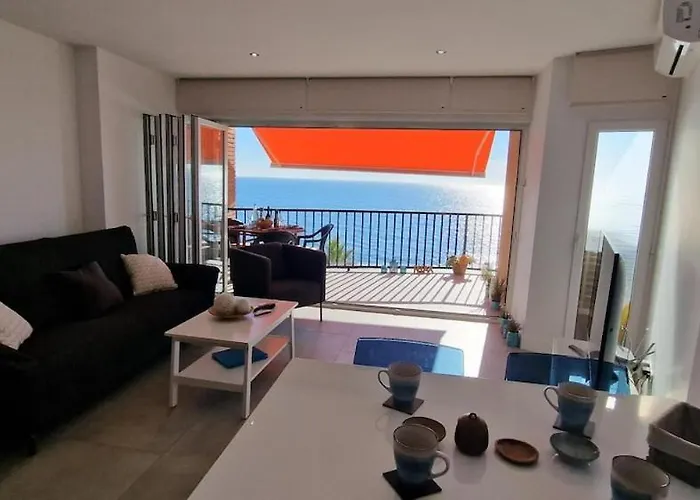 Blue Horizon - * Fuengirola